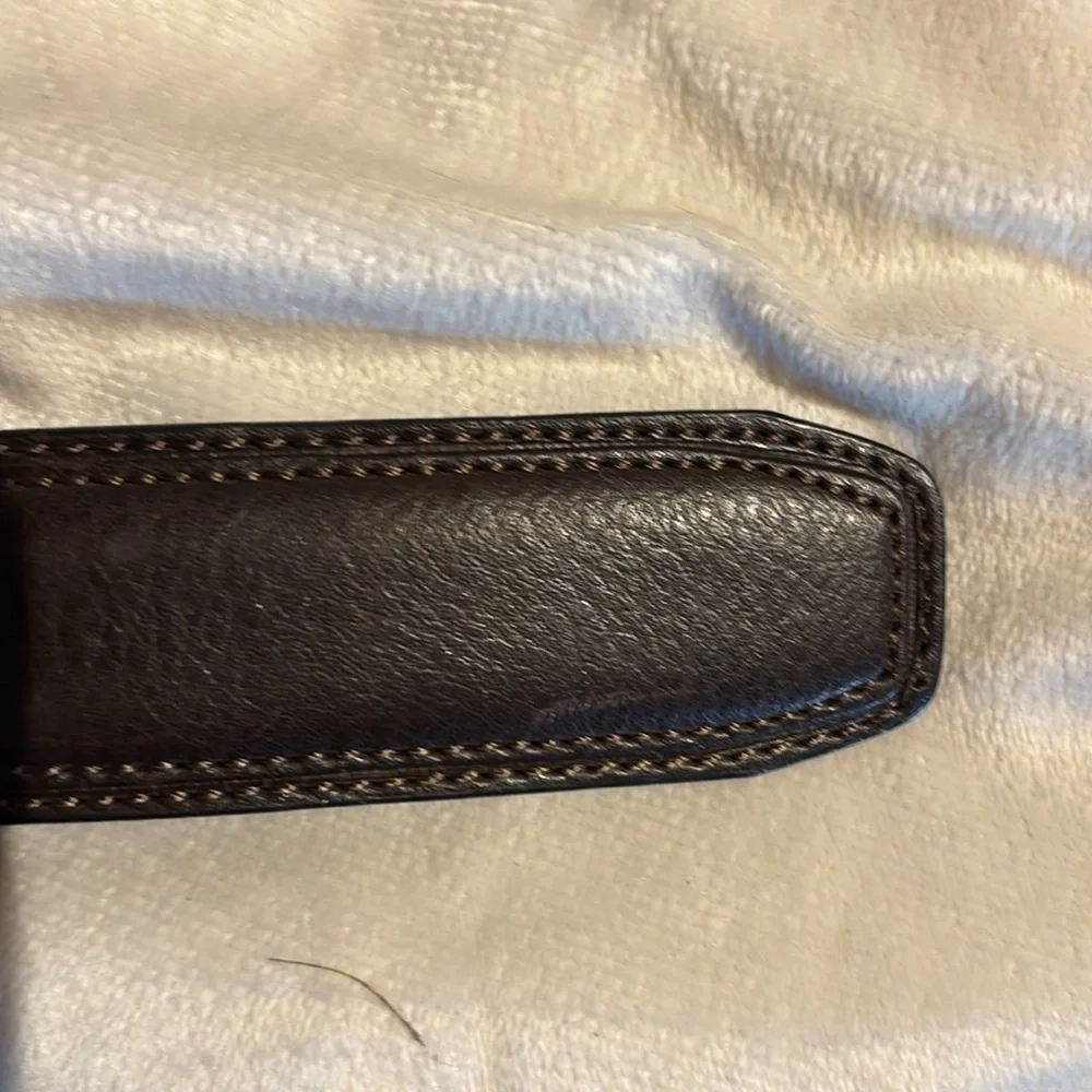 MENS BROWN LEATHER BELT….PRELOVED GOOD CONDITION NO BRAND SILVER BUCKLE